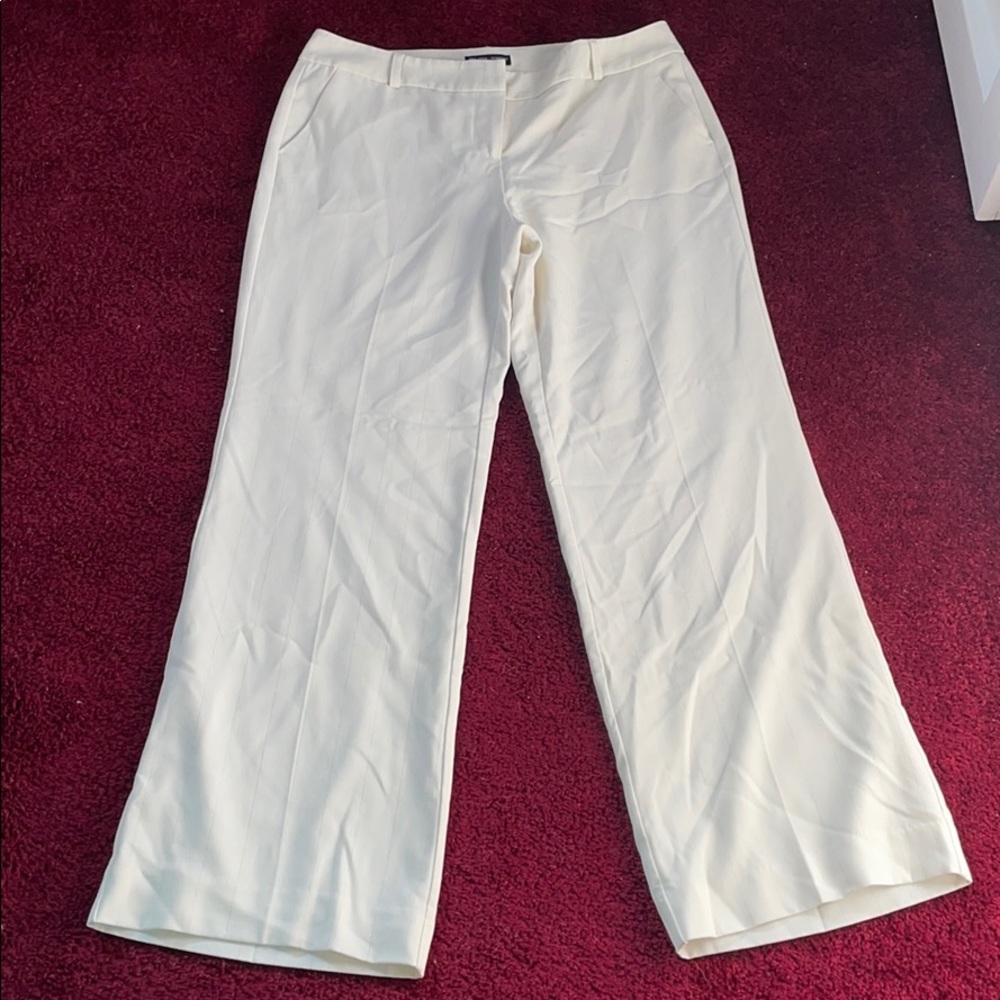New York and Company Pants